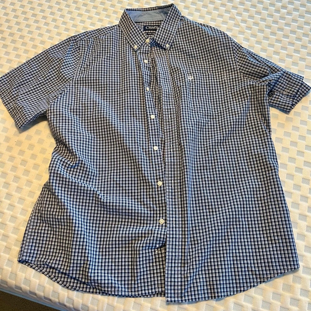 CHAPS, XL Men’s button up, used blue and white shirt, smoke-free home